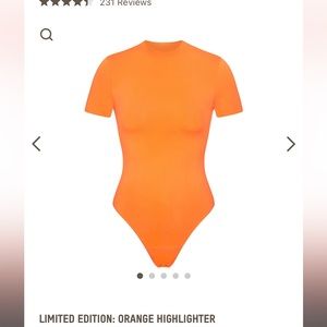 SKIMS ESSENTIAL T-SHIRT BODYSUIT